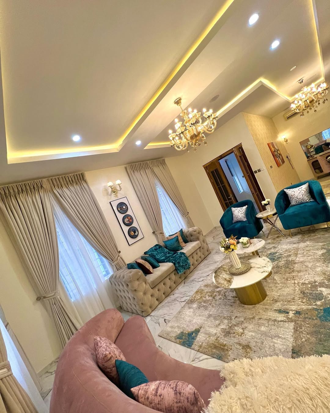 The Ikoyi Residence living room space layout design