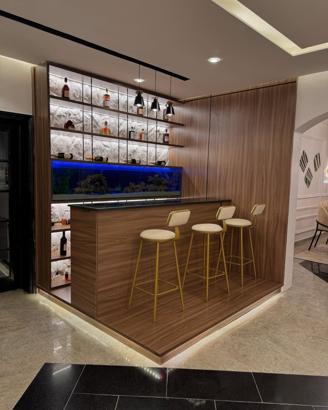 Mini Bar Lounge